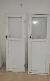 درب آلومینیومی سرویس