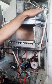 تعمیرات تخصصی پکیج، سرویس و رفع ارور در محل