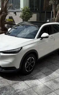 هوندا وزل 2025 سفید