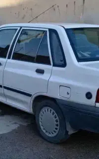 پراید سفید