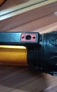 چراغ  قوه(نور افکن )