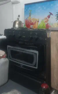 یک عدد اجاق گاز بفروش میرسد