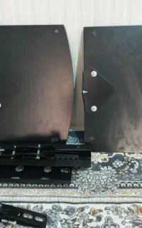 براکت زیر تلویزیون