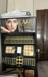 استند ارایشی