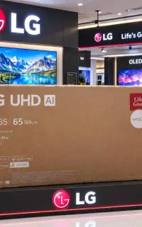 ال ای دی ۵۵ اینچ ال جی مدل UA8500 اندونزی