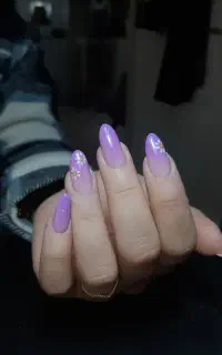 کاشت ناخن نادیامیرزانیا