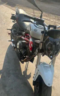 بنلی۳۰۰ مدل ۱۴۰۲