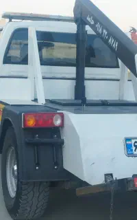 امداد خودرو یدک کش خودرو بر چرثقیل ۲۴ ساعتها