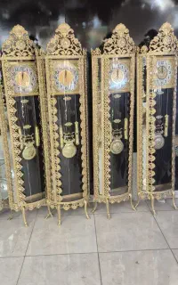 ساعت ایستاده برنزی