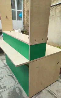 پیشخوان مغازه و دفاتر خدماتی