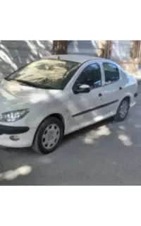 پژو ۲۰۶ صندوق‌دار V8 مدل ۹۶ - فنی سالم و بدون رنگ