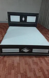 تخت دونفره