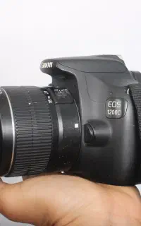 کانن 1200 D