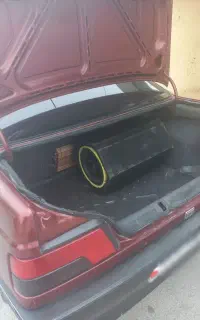 پژو  عنابی مدل 81