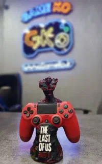 استند دسته بازیPS4 وPS5 پایه نگهدارنده دسته گیمینگ