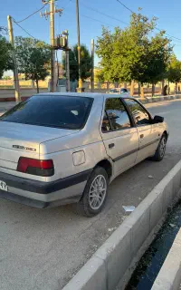 پژو ۴۰۵