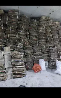 کتاب کاغذ کارتون