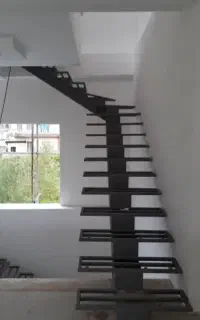 پله گرد .راه پله