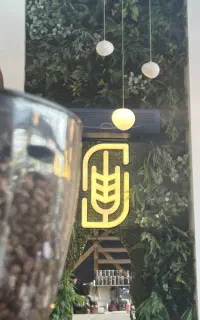 قناد و کمک‌قناد