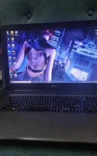 لپ تاپ i7 نسل 7 دل 16اینچ با هارد SSD