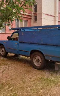 نیسان وانت