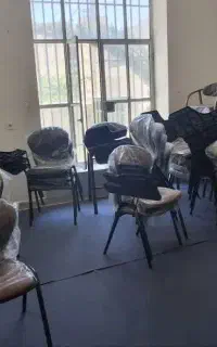 صندلی دسته دار آموزشی میز مدیریت ویدئو پروژکتور