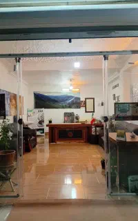 میز و صندلی