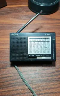 رادیو عتیقه تکسان R911 سالم و روشن
