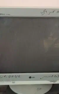 مانیتور کامپیوتر سالم ال جی