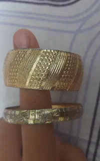 یک عدد النگو و یک عدد تک پوش رنگ ثابت