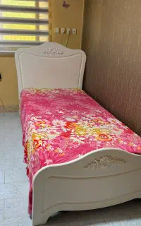 تخت یک نفره