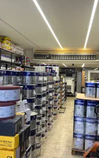 استخدام خانم منشی و مسلط به فروشندگی