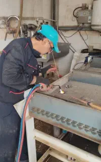 تعمیرات تخصصی سردخانه تعمیر یخچال های ویترینی صنعت