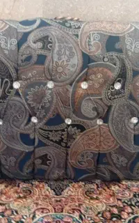 پشتی و کناره