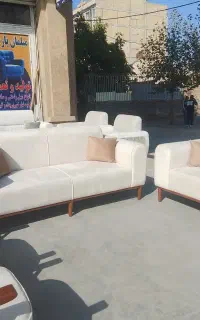 زیرکار زن مبل
