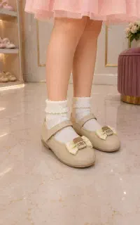 مدل عروسکی miu (فروشگاه پانی‌نی)