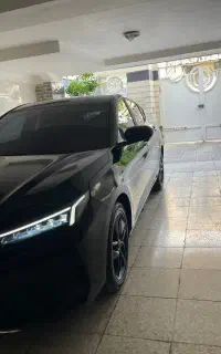 فروش خودرو j7 kmc مدل۱۴۰۳ مشکی بی رنگ فول