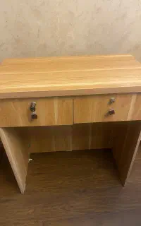 میز چوبی