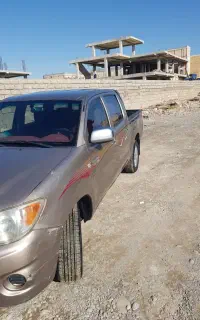 تویوتا هایلوکس مدل۲۰۰۶سفارش عرب