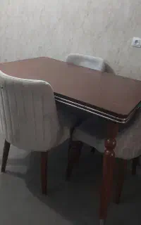 میزغذاخوری