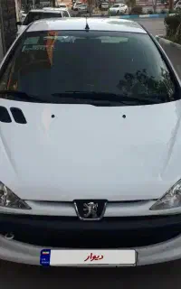 ۲۰۶ صندوق دار فول ۹۶ بدون رنگ مشابه صفر کم کار