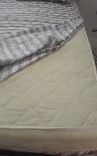 تشک تخت