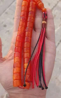تسبیح کهرب پرچمی پرتغالی رگه دار