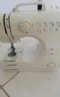 چرخ خیاطی مینی