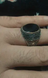 انگشتر قوی و موکلدار