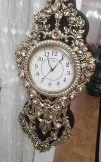 ساعت دیواری