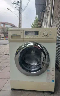 لباسشویی ۷ کیلو اسنوا در حد نو