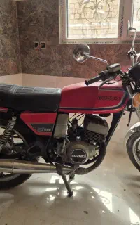 سوزوکی x7