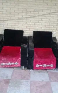 مبل ۴ نفره برای مغازه یا سوییت خوبه