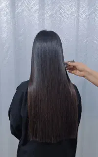 نیازمند مدل کراتین مو فر . رنگ شده . و رنگ نشده